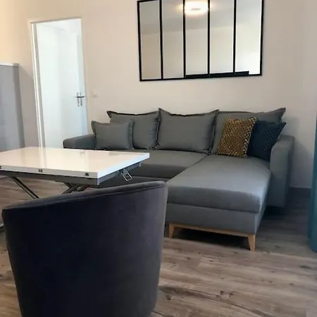***suite Parklane* 5min & Shopping * New*** Serris